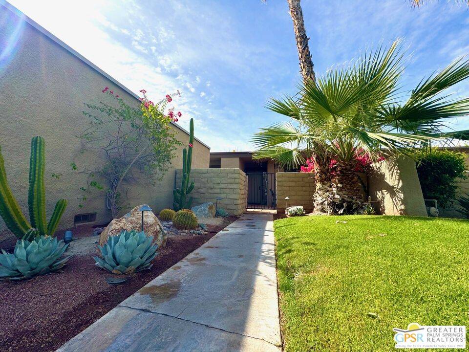 1125 Tiffany Cir, Palm Springs, CA 92262