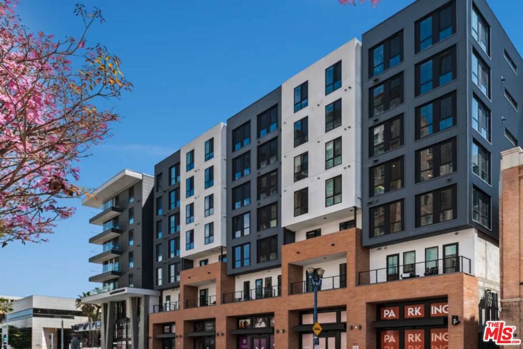 250 E Broadway #508, Long Beach, CA 90802