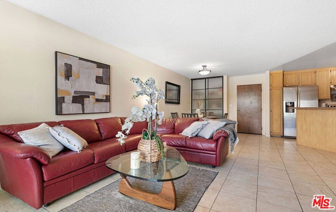 4589 Via Marisol #161, Los Angeles, CA 90042
