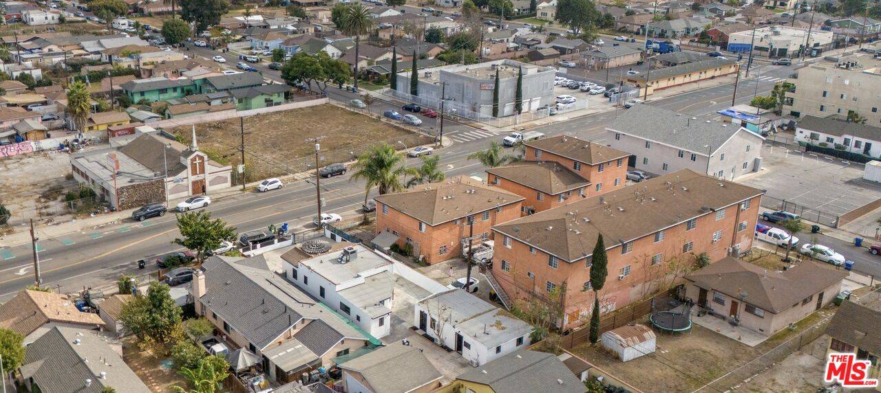 Los Angeles, CA 90061,11863 Avalon Blvd