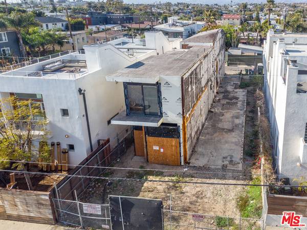 705 Broadway St, Venice, CA 90291