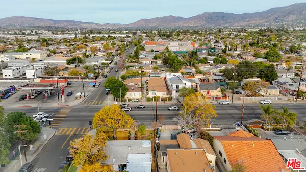 Pacoima, CA 91331,12937 Van Nuys Blvd