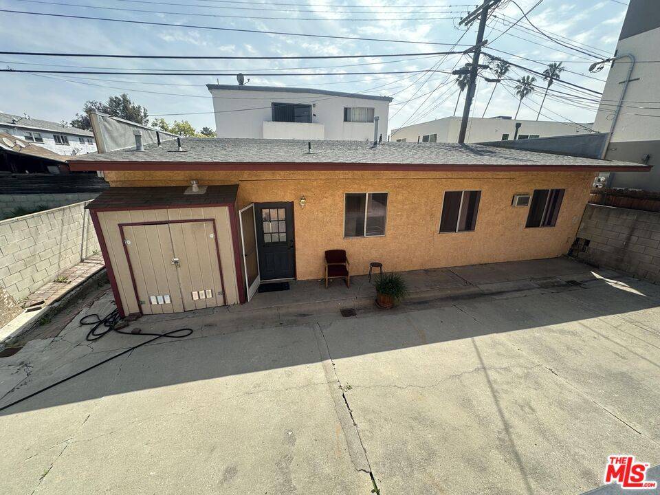 Los Angeles, CA 90029,820 N Harvard Blvd