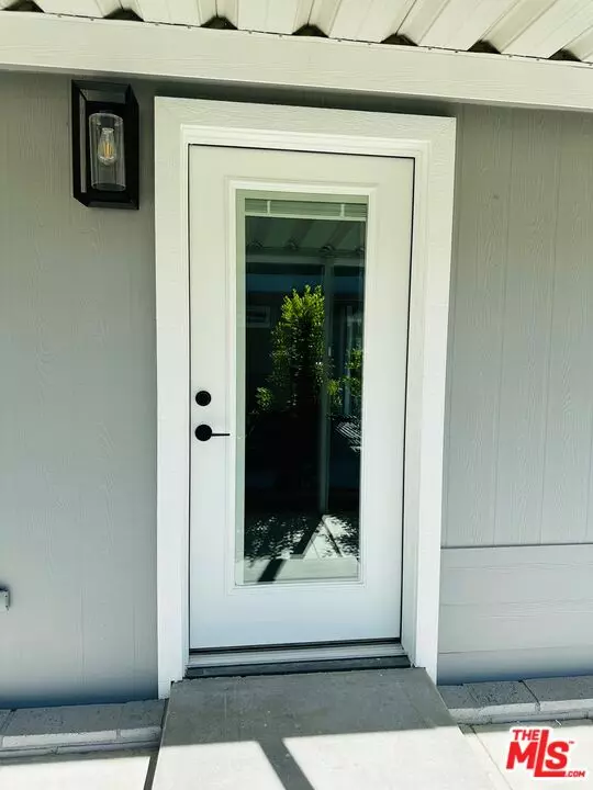 Cathedral City, CA 92234,27 Via Valverde