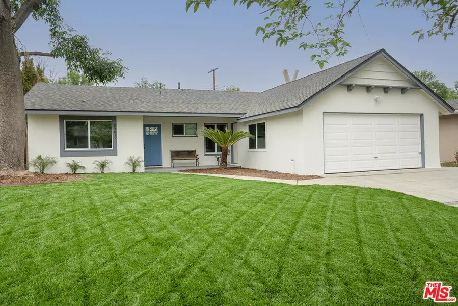 23819 Hartland St, West Hills, CA 91307