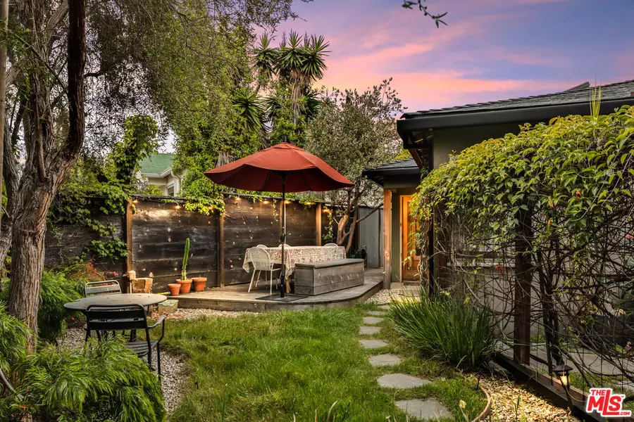 608 Woodlawn Ave, Venice, CA 90291