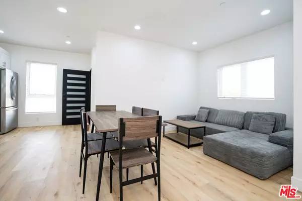 Los Angeles, CA 90007,1288 W 35th Pl