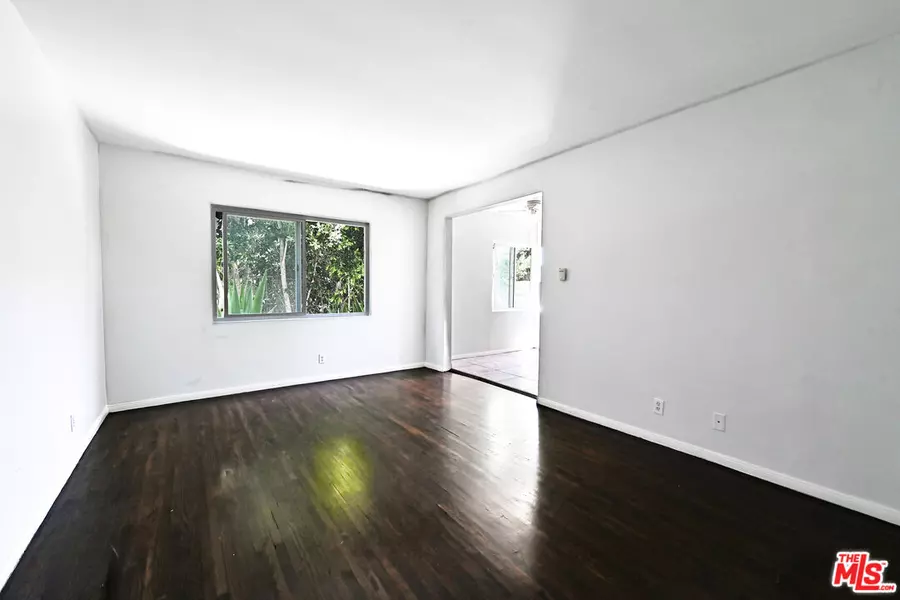5533 W Jefferson Blvd #1, Los Angeles, CA 90016