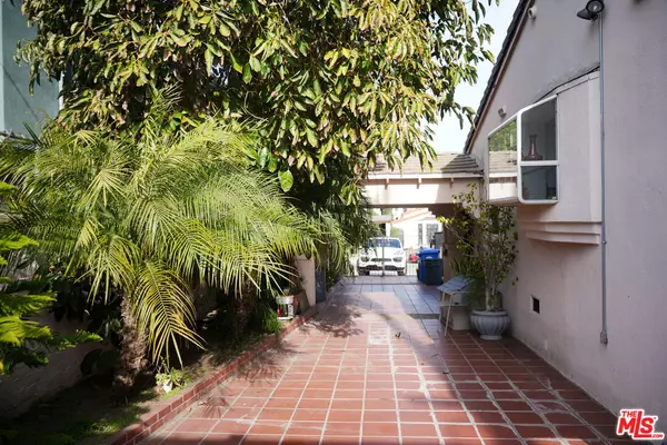 View Park, CA 90008,4191 Angeles Vista Blvd