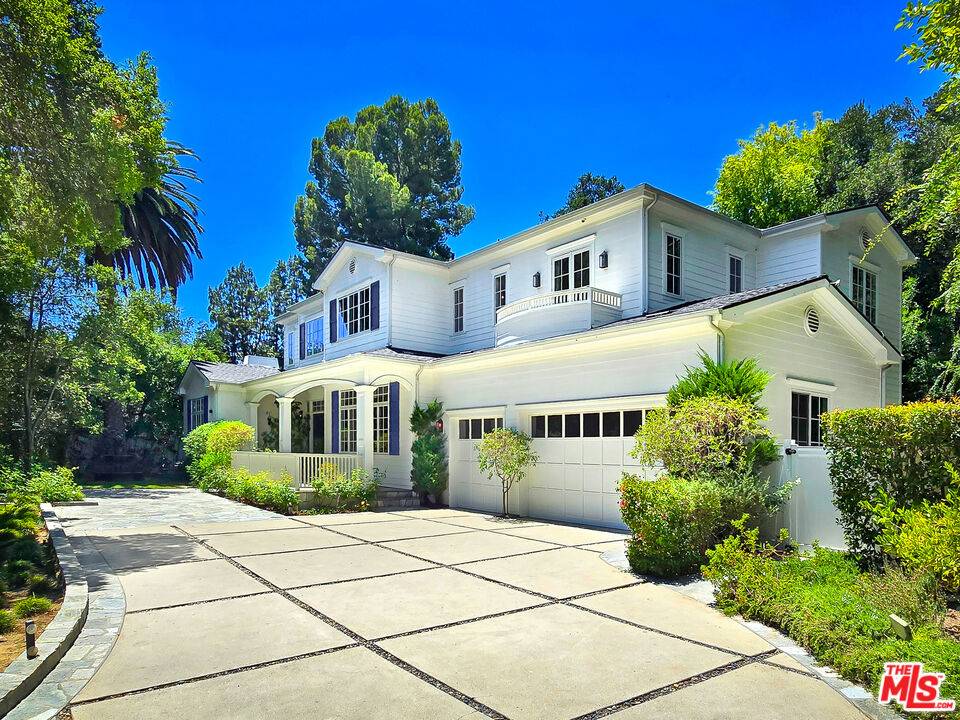 Encino, CA 91436,3815 Valley Meadow RD