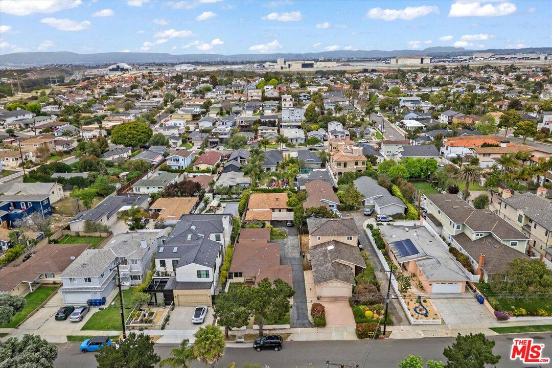 El Segundo, CA 90245,631 W Pine Ave