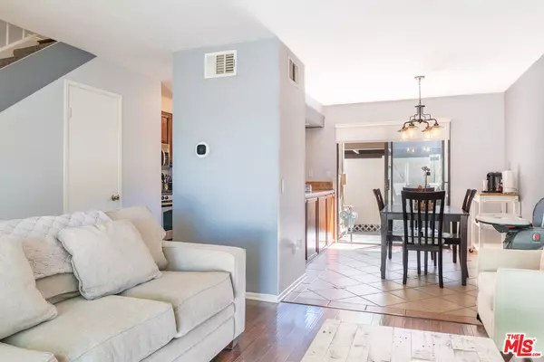 Agoura Hills, CA 91301,28867 Conejo View Dr