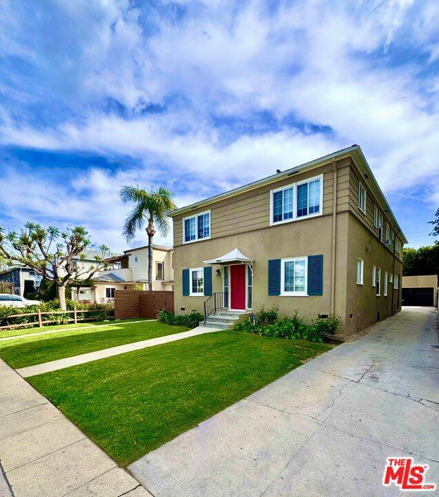 Valley Village, CA 91607,11926 Magnolia Blvd #1/4
