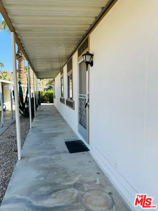 Palm Springs, CA 92264,41 Santa Ana St