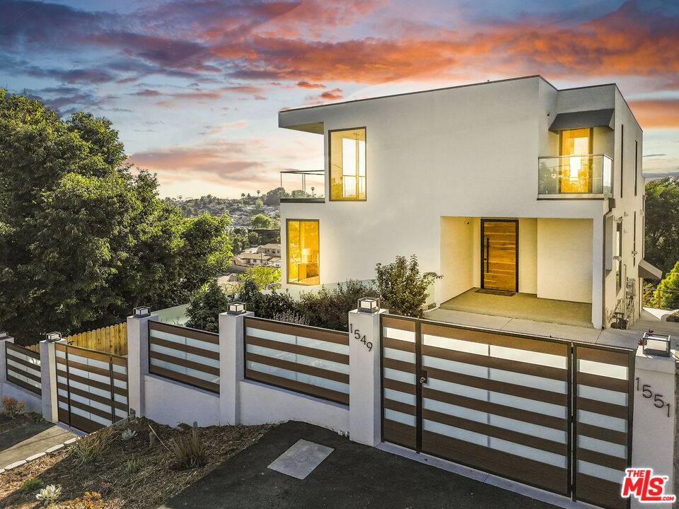 1549 Lucretia Ave, Los Angeles, CA 90026