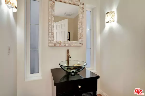 Malibu, CA 90265,6432 Lunita Rd #131