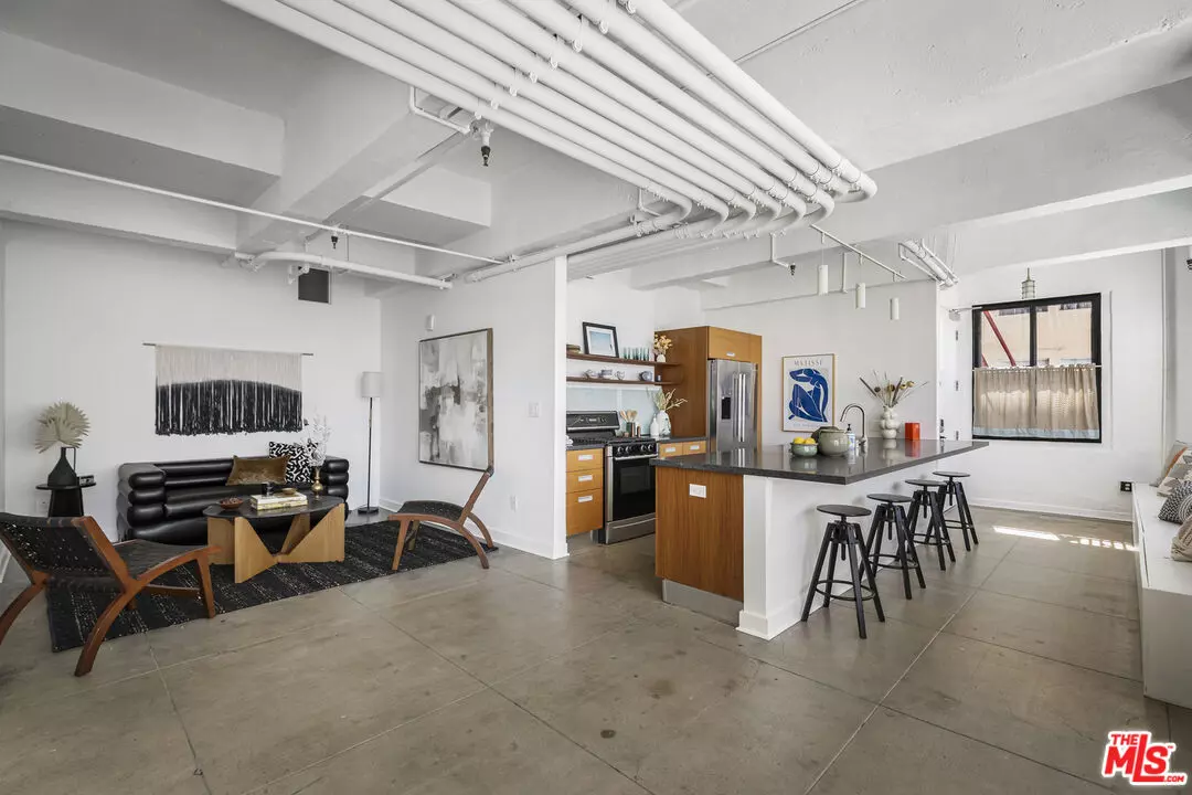 Los Angeles, CA 90014,746 S Los Angeles St #706