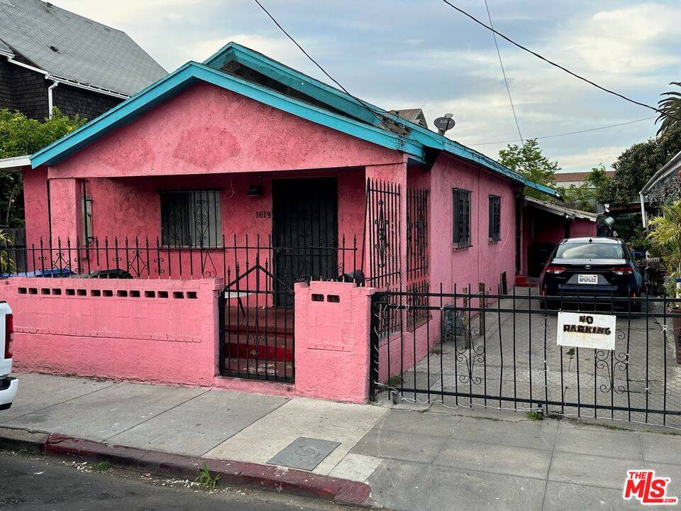 house_img