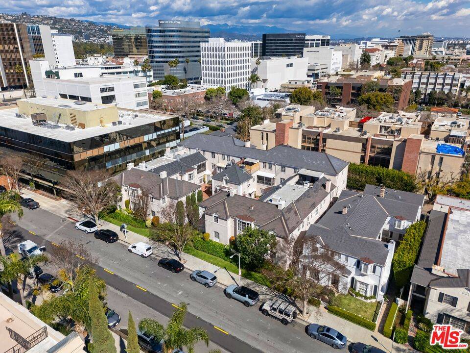 132 S. Spalding Dr, Beverly Hills, CA 90212