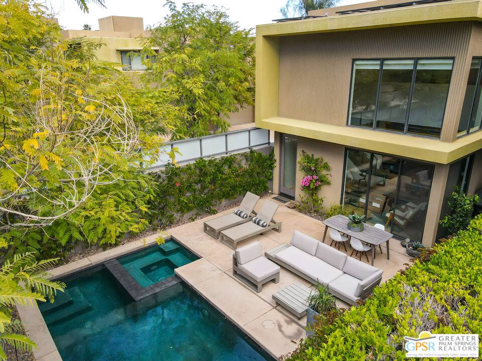2563 Cheryl Ln, Palm Springs, CA 92262