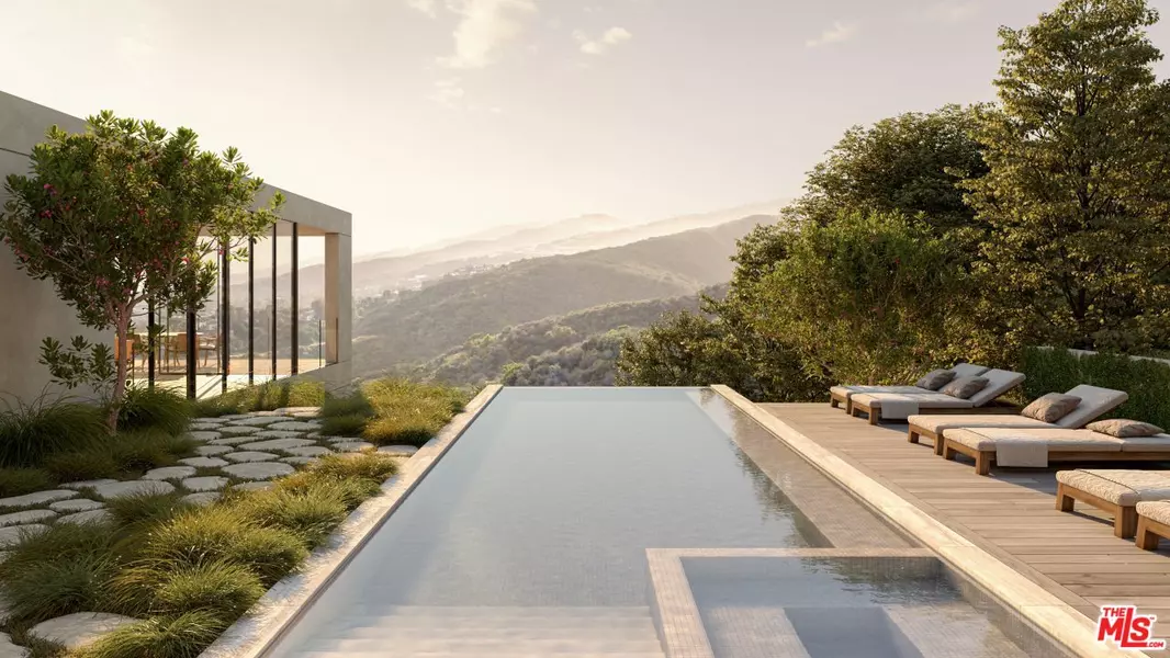 1423 Chautauqua Blvd, Pacific Palisades, CA 90272