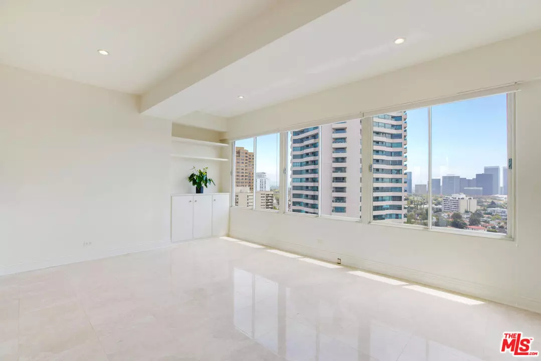 Los Angeles, CA 90024,10501 Wilshire Blvd #1906