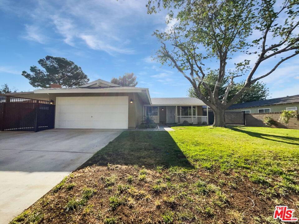 42859 23rd St #W, Lancaster, CA 93536
