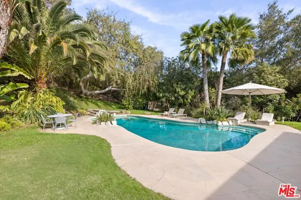 Los Angeles, CA 90049,11556 Bellagio Rd