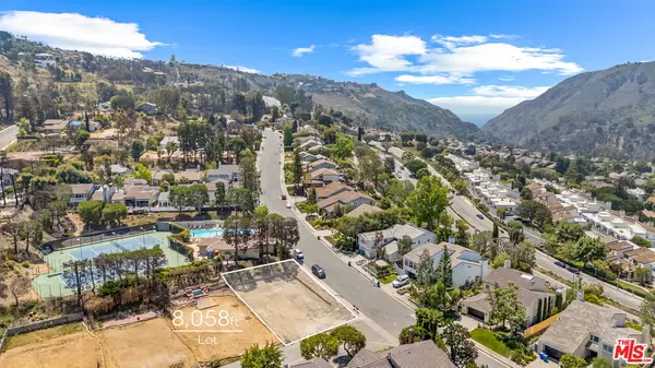Pacific Palisades, CA 90272,17239 Avenida De La Herradura