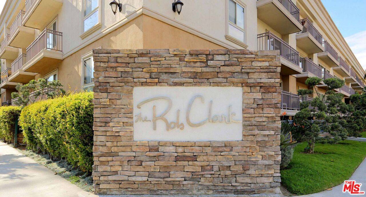 141 S Clark Dr #524, West Hollywood, CA 90048