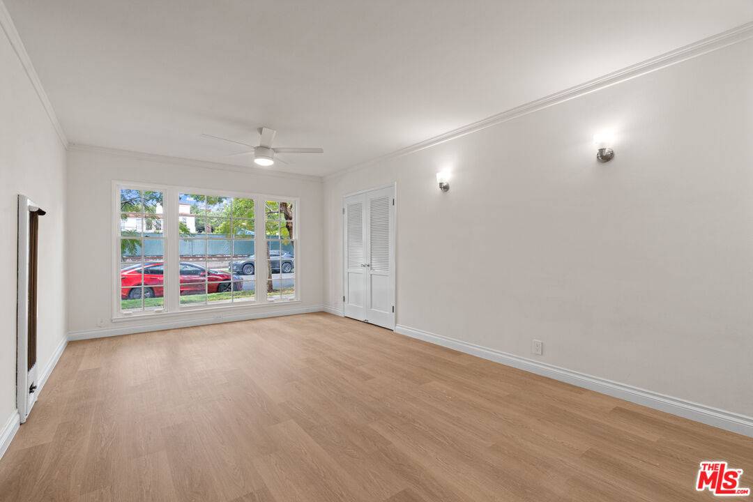 Beverly Hills, CA 90212,148 S Mccarty Dr #2
