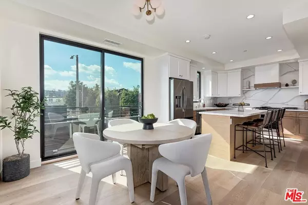 Los Angeles, CA 90016,5441 Blackwelder St