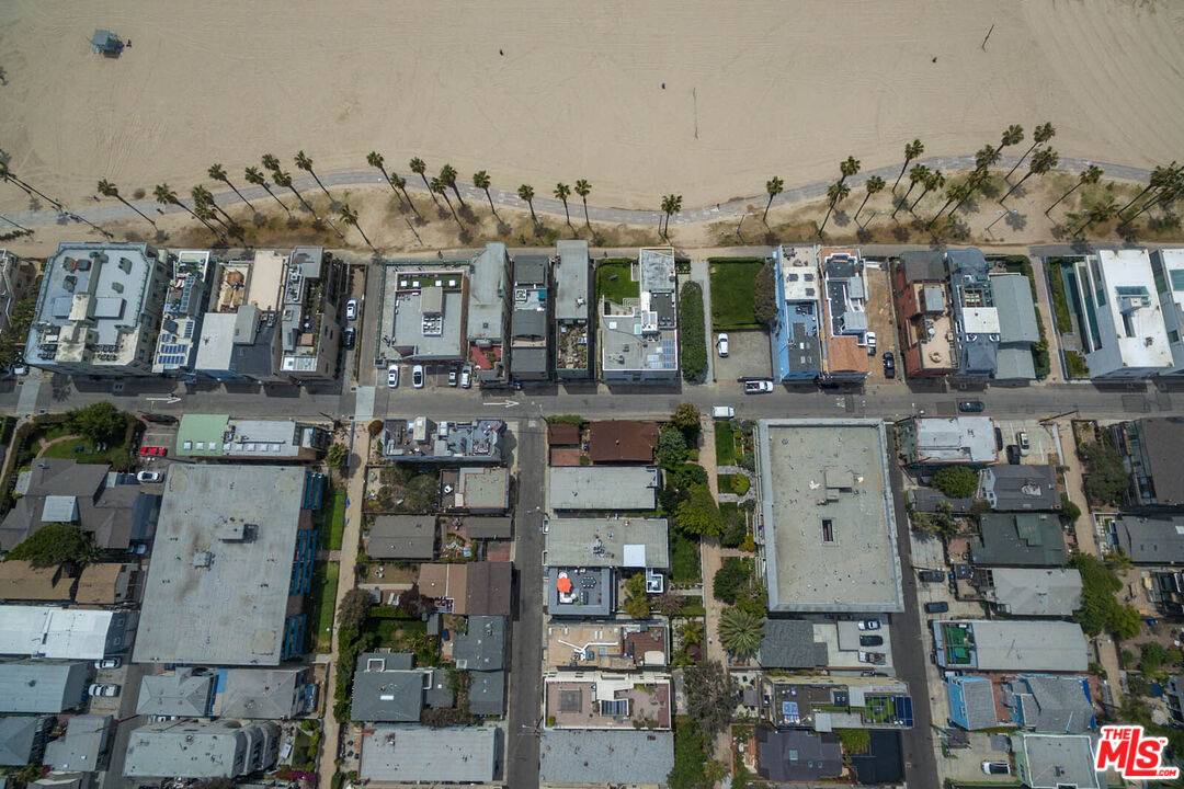 Venice, CA 90291,22 28th Pl
