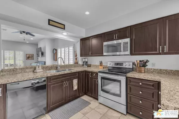 Palm Desert, CA 92211,230 W Vista Royale Cir