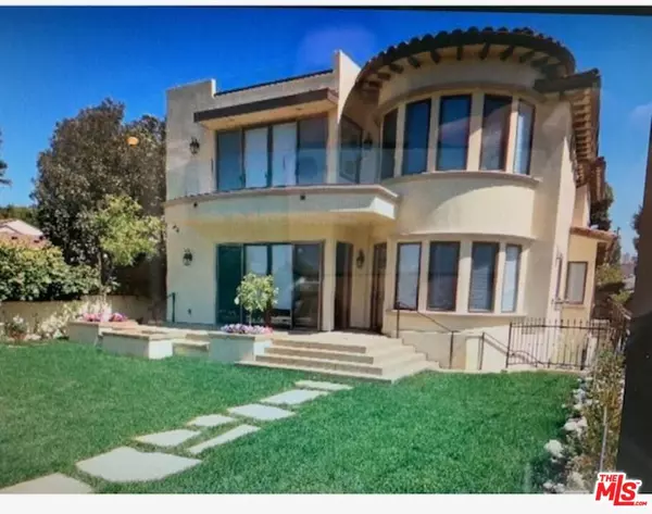1126 Yale St, Santa Monica, CA 90403