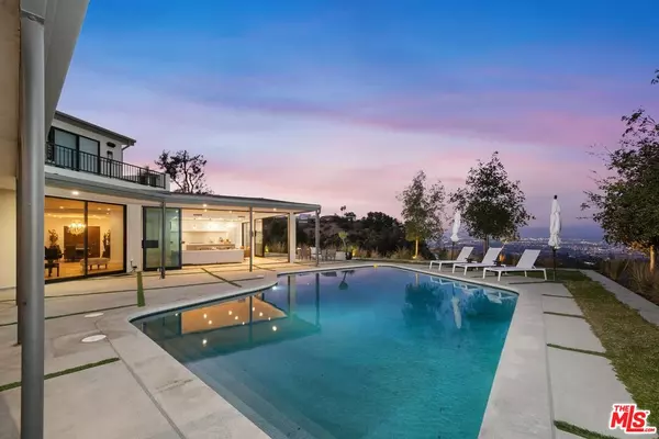 Los Angeles, CA 90046,8545 Charl Ln