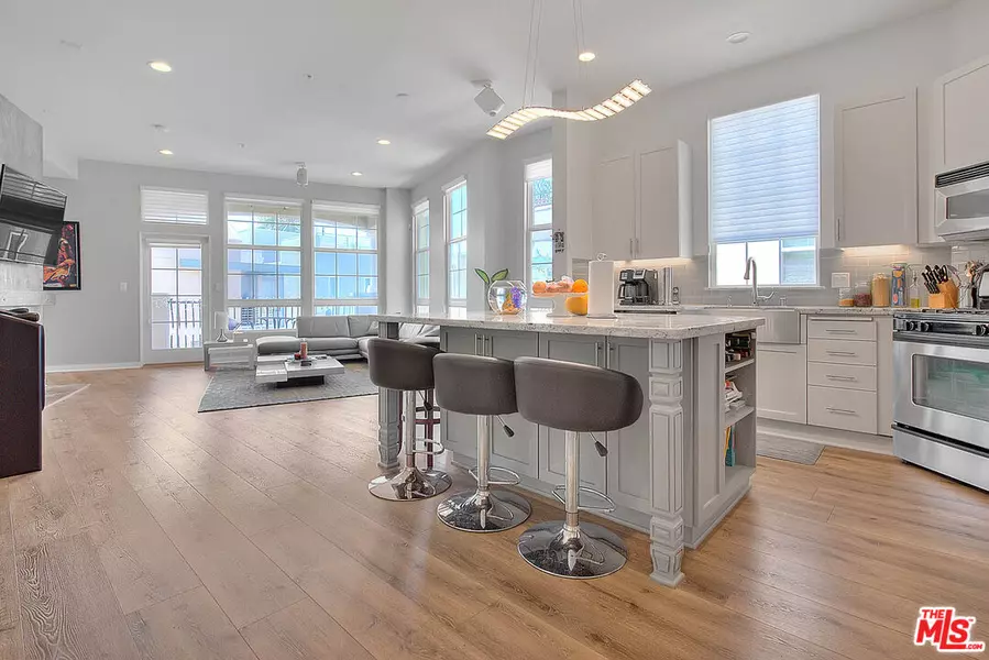 13020 Pacific Promenade #303, Playa Vista, CA 90094