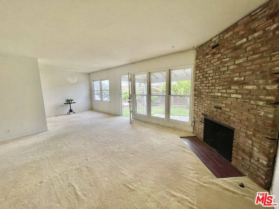 Los Angeles, CA 90066,11616 Francis Pl