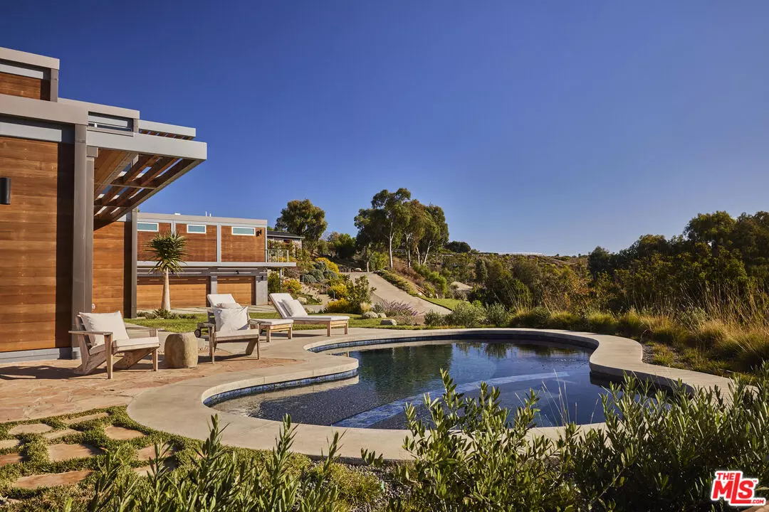 Malibu, CA 90265,5924 Bonsall Dr