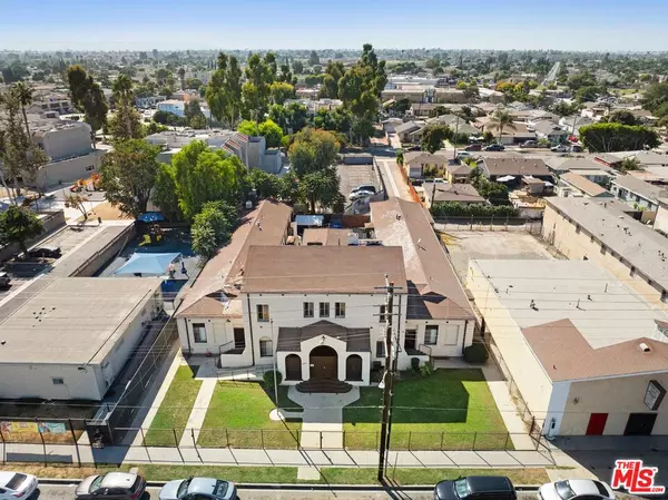 Compton, CA 90222,1301 N Willowbrook Ave