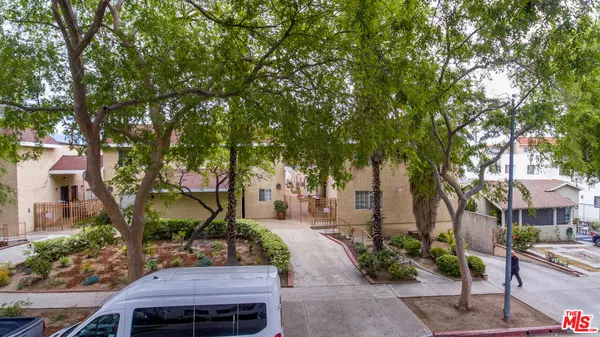 1160 Elm Ave, Glendale, CA 91201