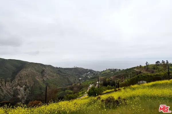 Malibu, CA 90265,21801 Castlewood Dr