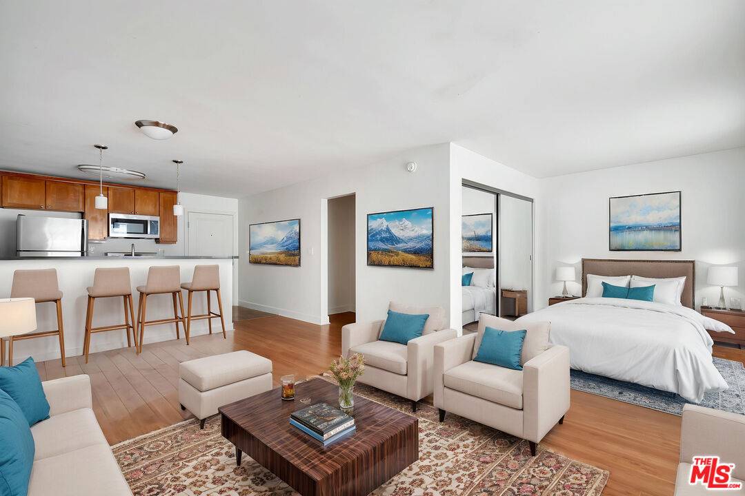 10982 Roebling Ave #338, Los Angeles, CA 90024