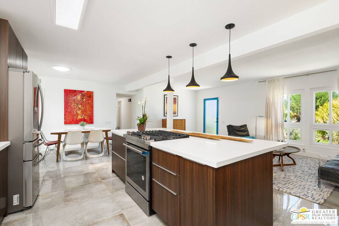 Palm Springs, CA 92262,2405 E Francis Dr