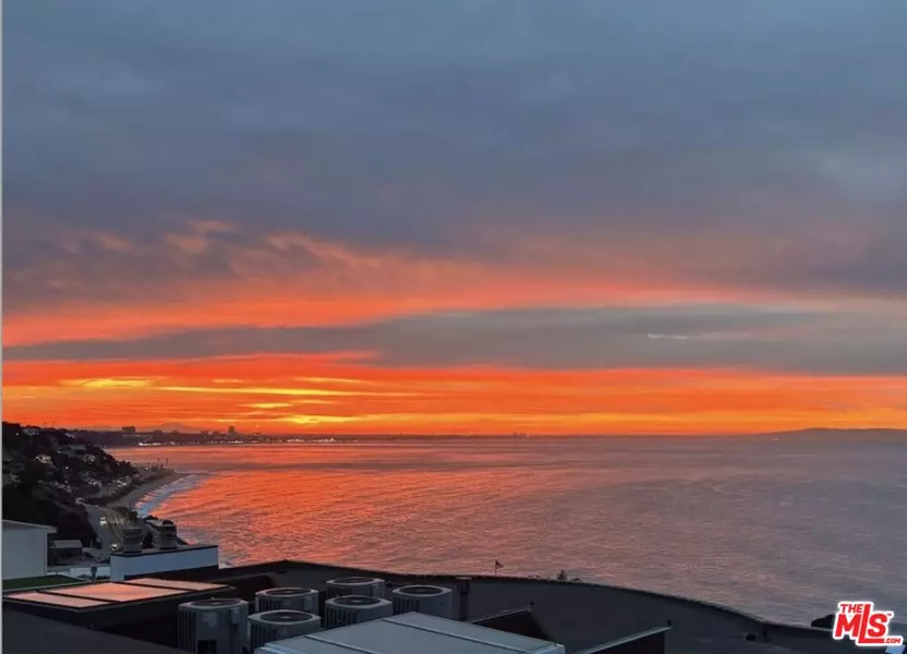 18254 Wakecrest Dr, Malibu, CA 90265