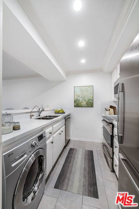 West Hollywood, CA 90069,750 N Kings Rd #115