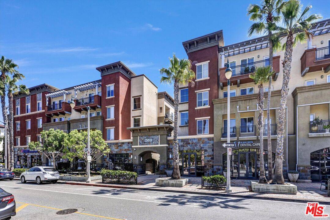 6020 Seabluff Dr #401,  Playa Vista,  CA 90094