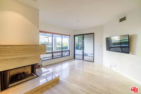 Santa Monica, CA 90405,150 Ocean Park Blvd #328