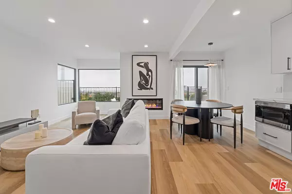 3305 Ocean Front Walk #1 & 2, Marina Del Rey, CA 90292