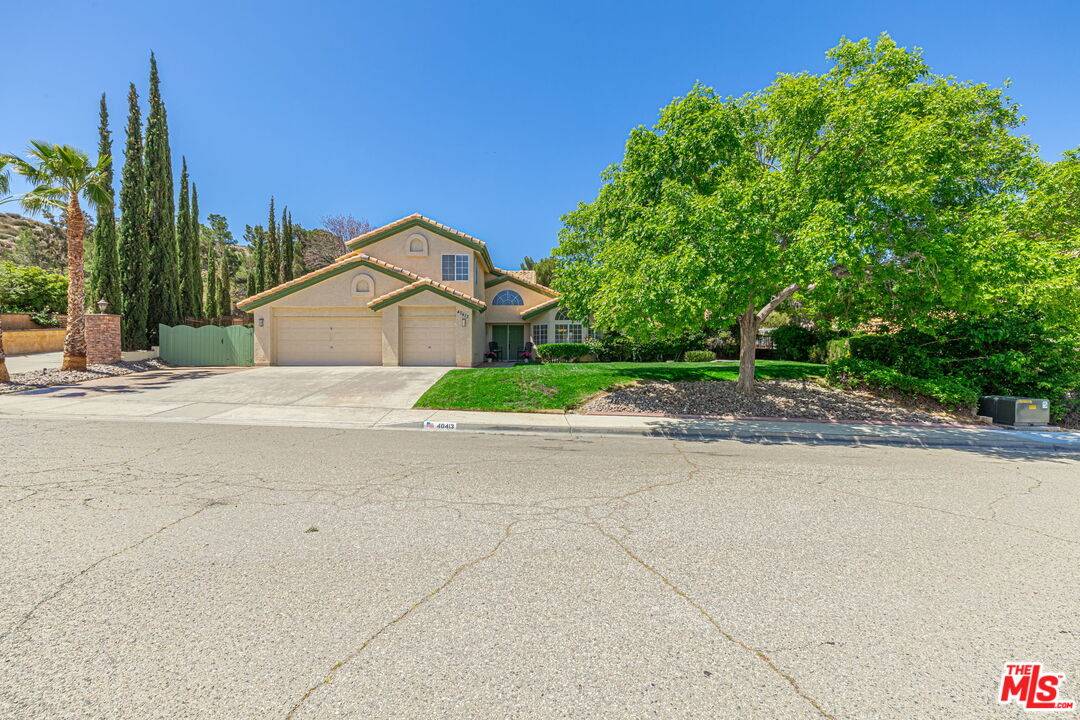 Palmdale, CA 93551,40413 Valiente Dr